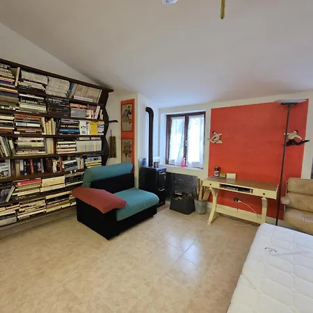 Holiday home La Volpe E L'iris